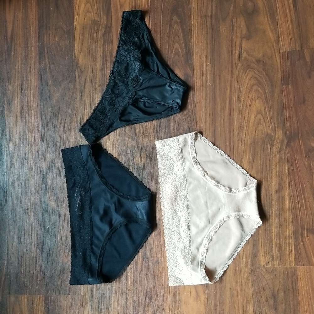 NWT Victoria's Secret size M underwear bundle